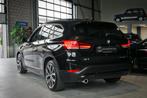 BMW X1 xDrive25e High Executive | ADAPTIVE CRUISE | HEAD-UP, Auto's, BMW, Gebruikt, Leder en Stof, Zwart, Plug-in hybride