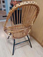 Vintage rieten/rotan stoeltje., Huis en Inrichting, Stoelen, Ophalen, Gebruikt, Bruin, Eén