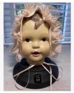 Clayre Poppenhoofd met bijzonder kant mutsje op voet 17 cm, Nieuw, Ophalen of Verzenden, X, Pop