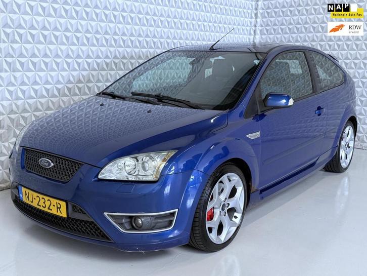 Ford Focus 2.5-20V ST in originele staat! RECARO + SCHUIFDAK, Auto's, Ford, Bedrijf, Te koop, Focus, ABS, Airbags, Airconditioning