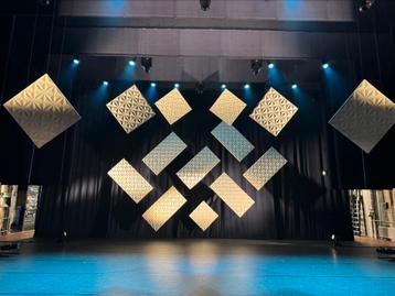 Decorpanelen voor in theater beschikbaar voor biedingen