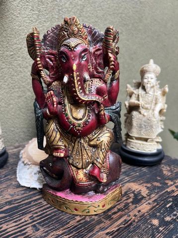 Ganesh houtsnijwerk olifant handbeschilderd handwerk boeddha beschikbaar voor biedingen
