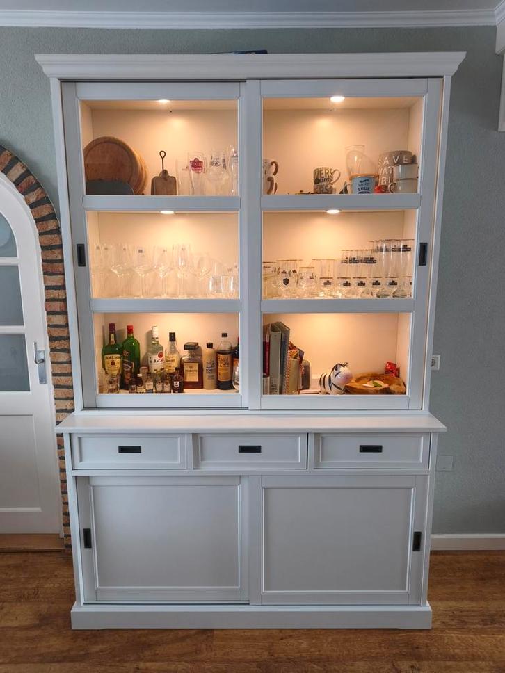 Ikea Larsfrid buffetkast met verlichting, Huis en Inrichting, Kasten | Buffetkasten, Zo goed als nieuw, 200 cm of meer, 150 tot 200 cm