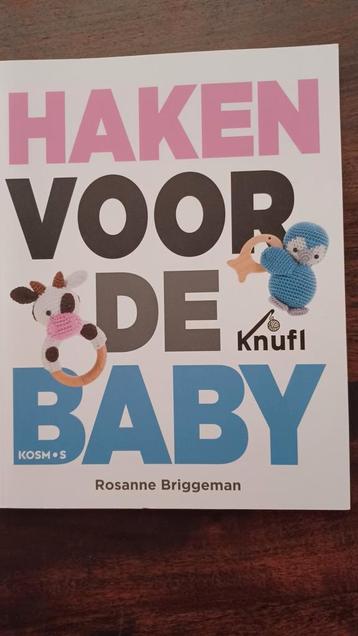 Haken voor de baby beschikbaar voor biedingen