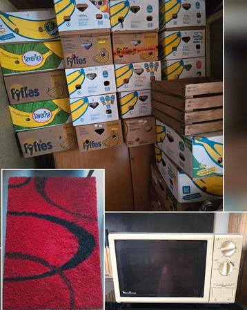 24 dozen rommelmarktspullen kleding knuffels speelgoed beschikbaar voor biedingen