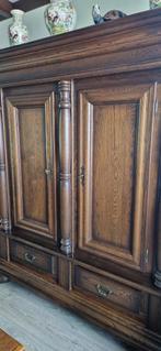 Klassieke houten kast, Ophalen