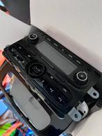 Smart fortwo 453 radio + draadloze telefoonlader, Auto diversen, Autoradio's, Ophalen of Verzenden, Zo goed als nieuw