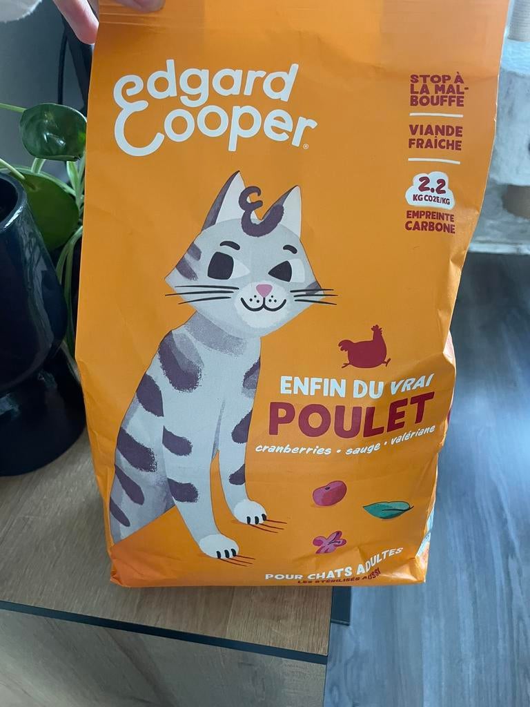 Katten brokken edgard cooper, Ophalen, Kat