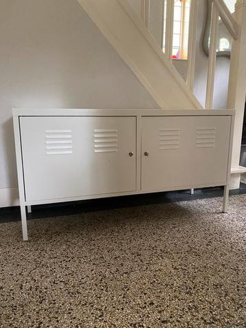 stoere lockerkast dressoir model beschikbaar voor biedingen
