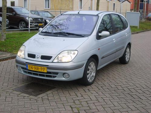 Renault Scénic 1.6-16V Dynamique Automaat (bj 2001), Auto's, Renault, Bedrijf, Te koop, Scénic, ABS, Airbags, Airconditioning