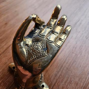 Deurknop messing Hand vrouw beschikbaar voor biedingen