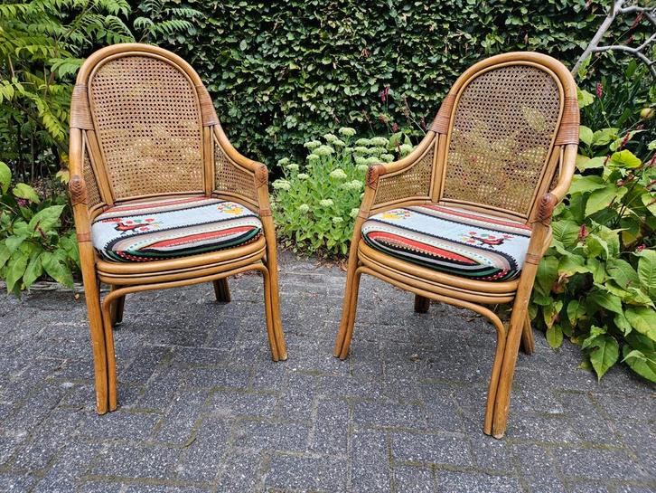 2x Jaren 80 Rotan Bamboe Stoelen, Huis en Inrichting, Stoelen, Gebruikt, Twee, Riet of Rotan, Stof, Bruin, Ophalen