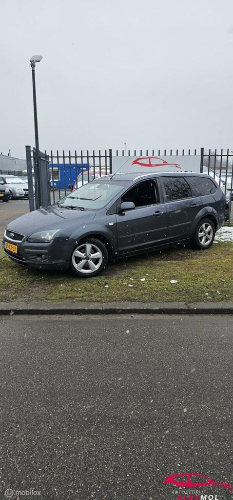 Ford Focus Wagon 1.6-16V Ambiente, Auto's, Ford, Bedrijf, Te koop, Focus, ABS, Airbags, Airconditioning, Alarm, Centrale vergrendeling