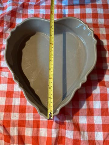 Apollia Hartvormige Ovenschaal beschikbaar voor biedingen