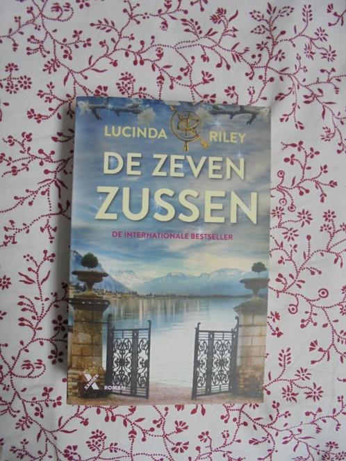 Lucinda Riley De Zeven Zussen, Boeken, Romans, Zo goed als nieuw, Nederland, Ophalen of Verzenden