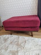 Wijnrode fluwelen hocker / voetenbank, Ophalen, 50 tot 75 cm, Zo goed als nieuw, Stof