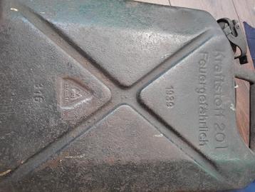 Ww2 kraftstoff kannister beschikbaar voor biedingen