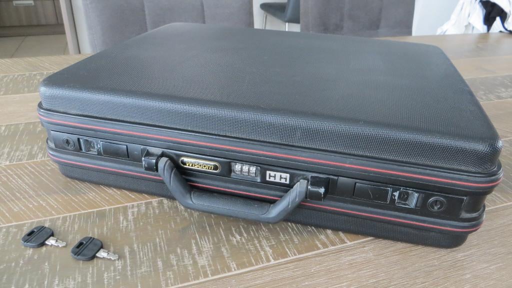 Aktenkoffer attaché attachékoffer Wisdom aktekoffer, Gebruikt, Hard kunststof, Minder dan 50 cm, Ophalen of Verzenden