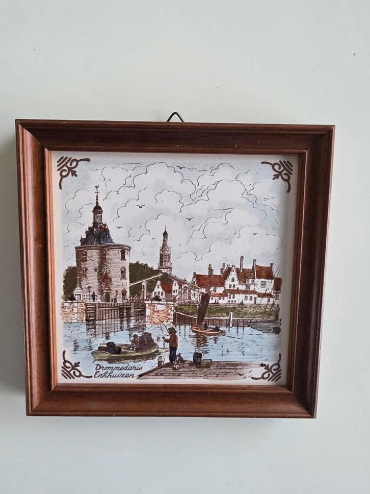 Enkhuizer Wandtegel - Hollandse Tafereel, Antiek en Kunst, Antiek | Wandborden en Tegels, Ophalen of Verzenden