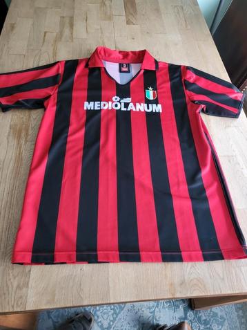 Retro shirt AC Milan 1988/1989 maat L nieuw en ongedragen.  beschikbaar voor biedingen