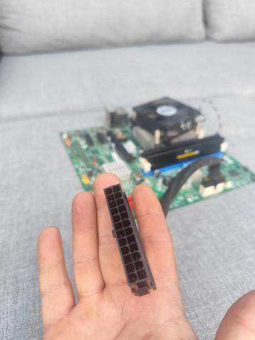 I7 + mobo + 16gb geheugen lenovo beschikbaar voor biedingen
