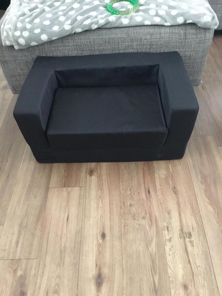 zwart uitklapbaar stoel bankje voor hond, kat of kindje, Dieren en Toebehoren, Hondenmanden, Zo goed als nieuw, Stof, Ophalen