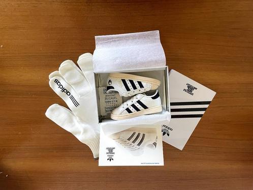 adidas Mini Museum Collection - Adi Dassler Superstar, Verzamelen, Overige Verzamelen, Nieuw, Ophalen of Verzenden