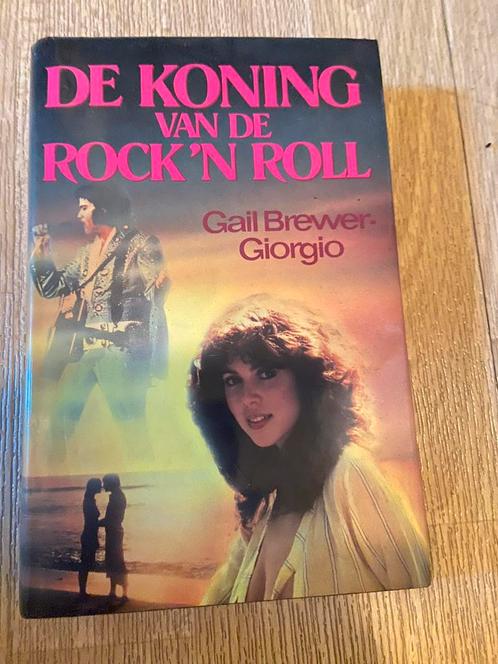 ELVIS BOEK, Verzamelen, Muziek, Artiesten en Beroemdheden, Zo goed als nieuw, Ophalen of Verzenden