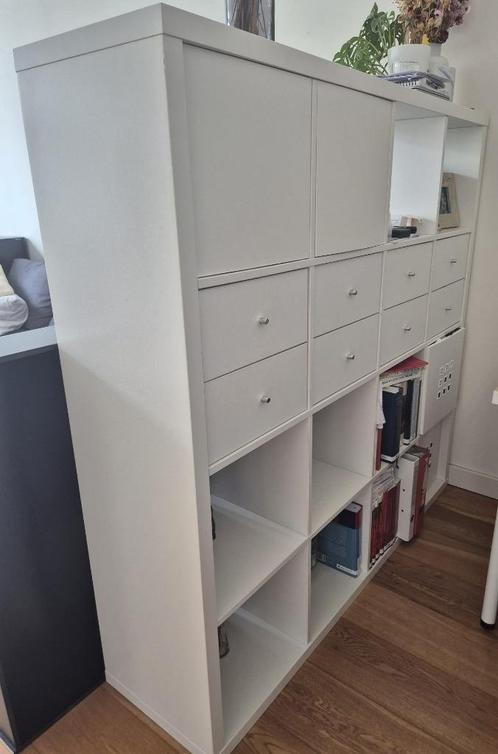 IKEA Kallax kast - wit - 147x147 cm, Huis en Inrichting, Kasten | Wandmeubels, Gebruikt, 100 tot 150 cm, Minder dan 150 cm, 25 tot 50 cm