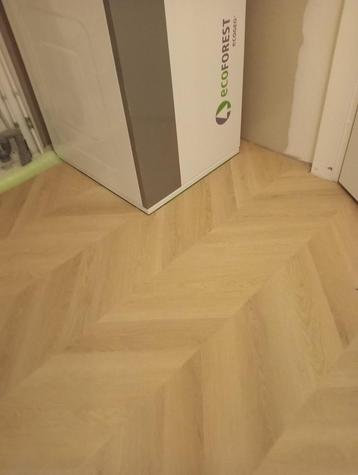 laminaatlegger ,  VAKKUNDIG !!  LEGGER !!  Prima Prijs! beschikbaar voor biedingen