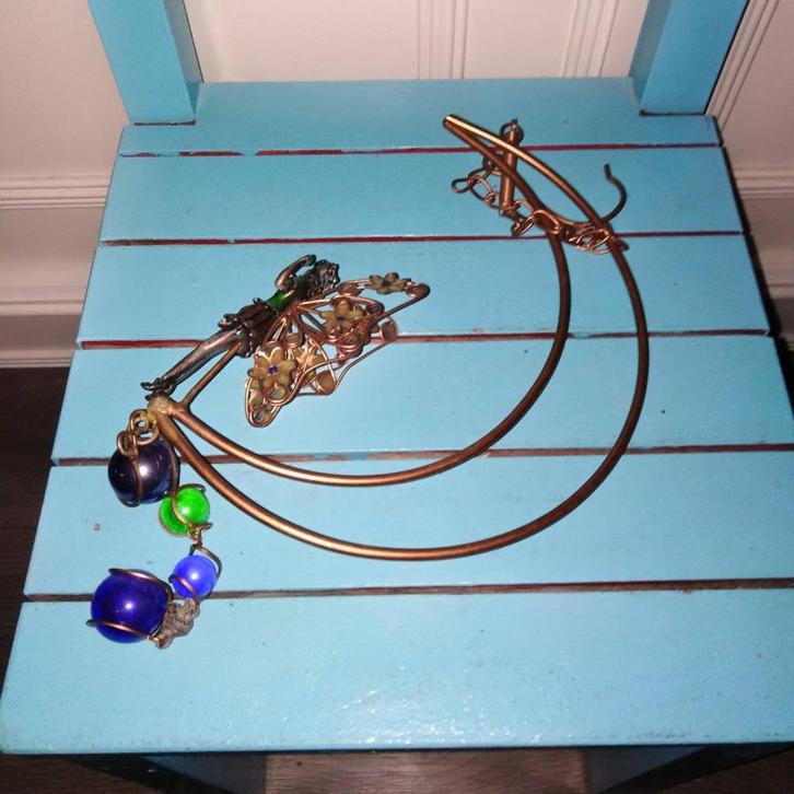 Hanger met elfje, maan en gekleurde bolletjes, Huis en Inrichting, Woonaccessoires | Overige, Gebruikt, Ophalen