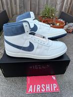 Nieuw paar nike air jordan air ship in maat 49,5 (49.5), Blauw, Nike, Nieuw, Ophalen of Verzenden