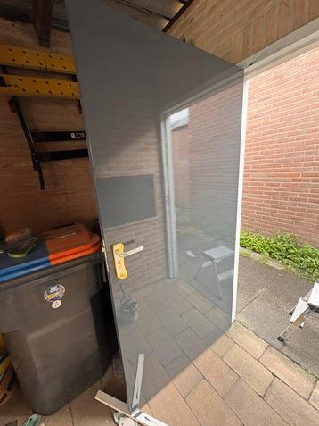 Schilder aangeboden  beschikbaar voor biedingen
