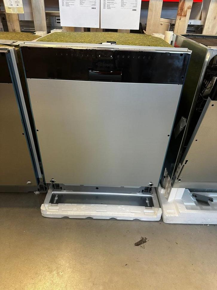 Bosch inbouw vaatwasser nieuw met besteklade Silence plus, Witgoed en Apparatuur, Vaatwasmachines, Nieuw, Inbouw, 85 tot 90 cm