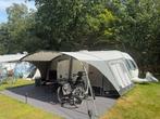Hobby 460 UFE 2024 incl Unico Milaan 320 voortent en luifel, Caravans en Kamperen, Ophalen, Zo goed als nieuw