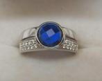Zilveren “Zinzi” ring met blauwe steen en strass-steentjes, Sieraden, Tassen en Uiterlijk, Ringen, Met strass, Gebruikt, 17 tot 18
