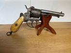 Fraai antieke versierde 9mm Penvuur Revolver, Antiek en Kunst, Antiek | Overige Antiek, Ophalen of Verzenden