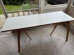 Tafel Nils Holger Moormann - schragen met rood draad, Ophalen, Zo goed als nieuw
