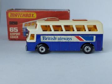 AIRPORT COACH MATCHBOX No65 UIT 1977 ONBESPEELD MET DOOSJE,, beschikbaar voor biedingen