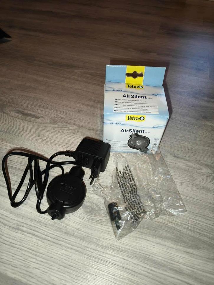 Tetra Airsilent Mini 24 Mg - luchtpomp aquarium, Dieren en Toebehoren, Vissen | Aquaria en Toebehoren, Filter of Co2, Ophalen of Verzenden