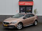 Volvo V40 Cross Country 1.6 T4 Kinetic airco LM trekhaak, Voorwielaandrijving, Gebruikt, 4 cilinders, Bruin