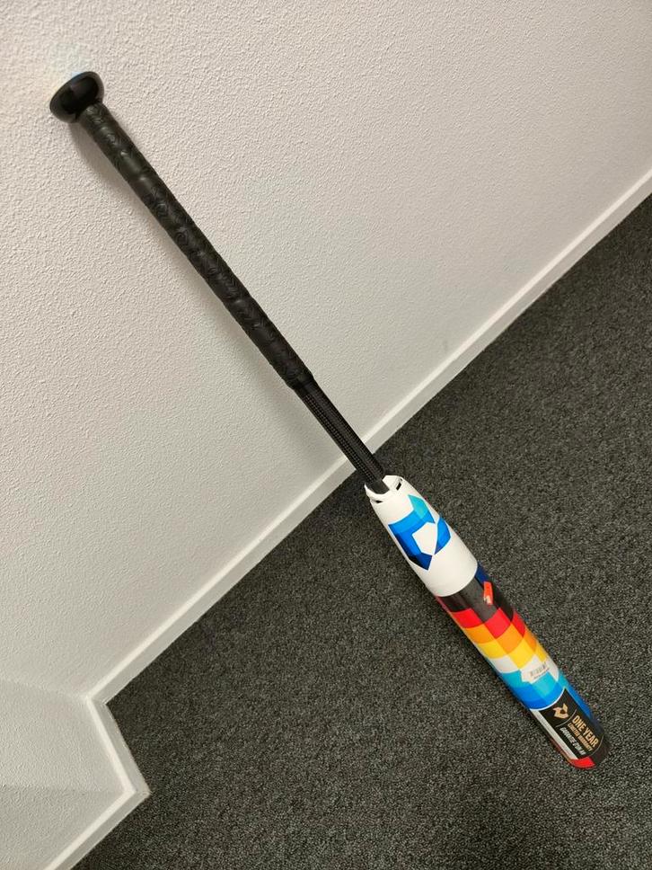 Nieuwe 33" DeMarini Prism+ (-10) Fastpitch softbal-knuppel, Sport en Fitness, Honkbal en Softbal, Nieuw, Knuppel, Softbal, Ophalen of Verzenden
