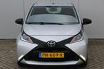 Toyota Aygo 1.0-70pk VVT-i x-fun 5drs. Keurige Toyota Aygo 5, Auto's, Voorwielaandrijving, Gebruikt, Euro 6, 4 stoelen