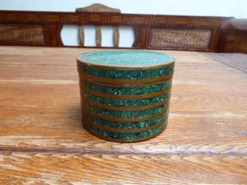Mooie vintage messing doos, ingelegd met natuursteen, Antiek en Kunst, Antiek | Woonaccessoires, Ophalen of Verzenden