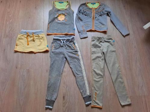 Ninni Vi Kleding Setjes Pastel Beige Grijs Nude Maat 110-116, Kinderen en Baby's, Kinderkleding | Kinder-kledingpakketten, Gebruikt