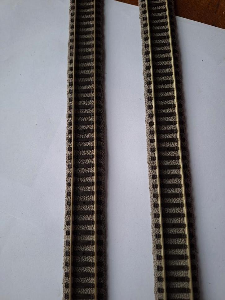 2x rails fleischmann, Hobby en Vrije tijd, Modeltreinen | H0, Rails, Gelijkstroom, Fleischmann, Ophalen of Verzenden