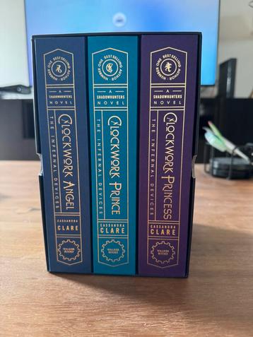 The Infernal devices - Illumicrate edition beschikbaar voor biedingen