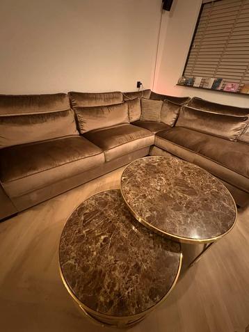 Richmond salon tafel  beschikbaar voor biedingen