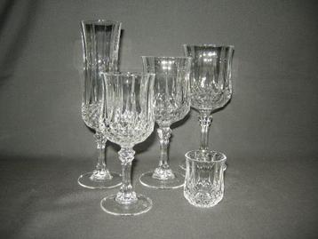 Kristal d'Arques Longchamps, diverse glazensets beschikbaar voor biedingen