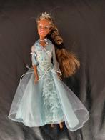 Barbie en de magie van pegasus| Queen Rayla|2005, Verzamelen, Ophalen of Verzenden, Gebruikt, Pop